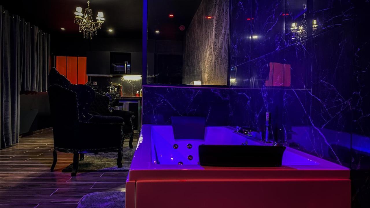 Nouveau - Luxure - Secret Suite - Jacuzzi Melun Exteriér fotografie